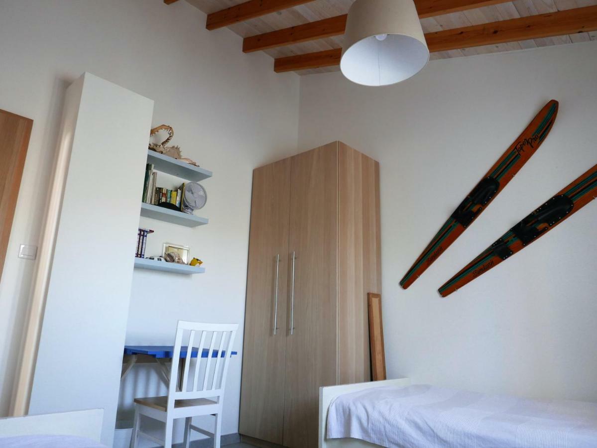 Philip'S Holiday House Neo Chorio Exterior foto